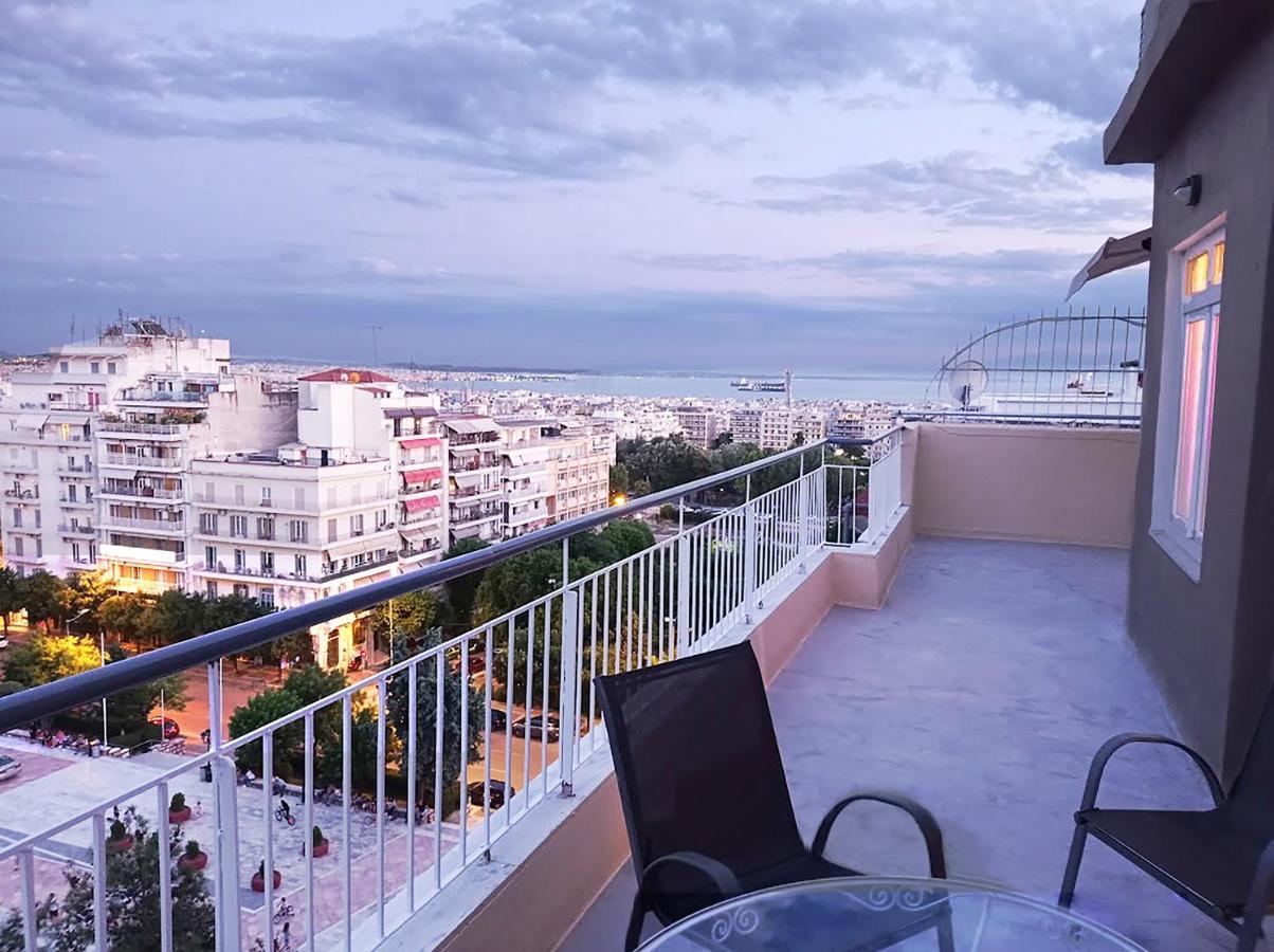 Nona'S Apartment Thessaloniki Exterior photo